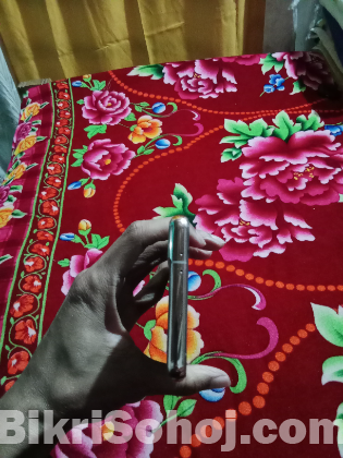 Samsung Galaxy s21 plus